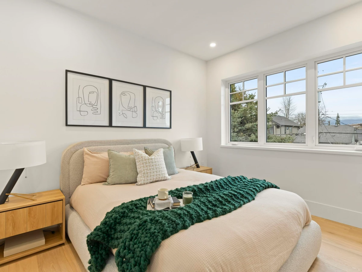 Bedroom 3 Photo of 2 3919 W 18th Avenue, Vancouver, BC