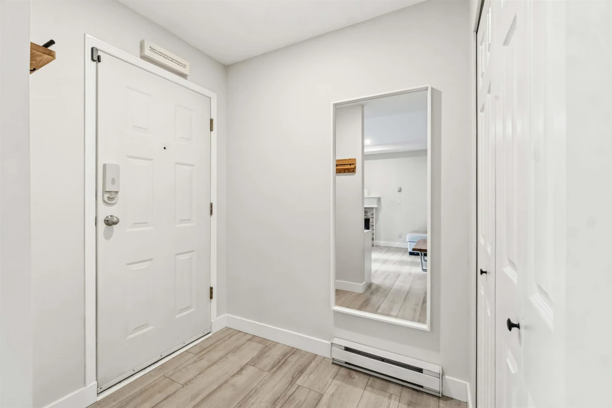 Entry Foyer Photo of 104 1423 Brunette Avenue, Coquitlam, BC
