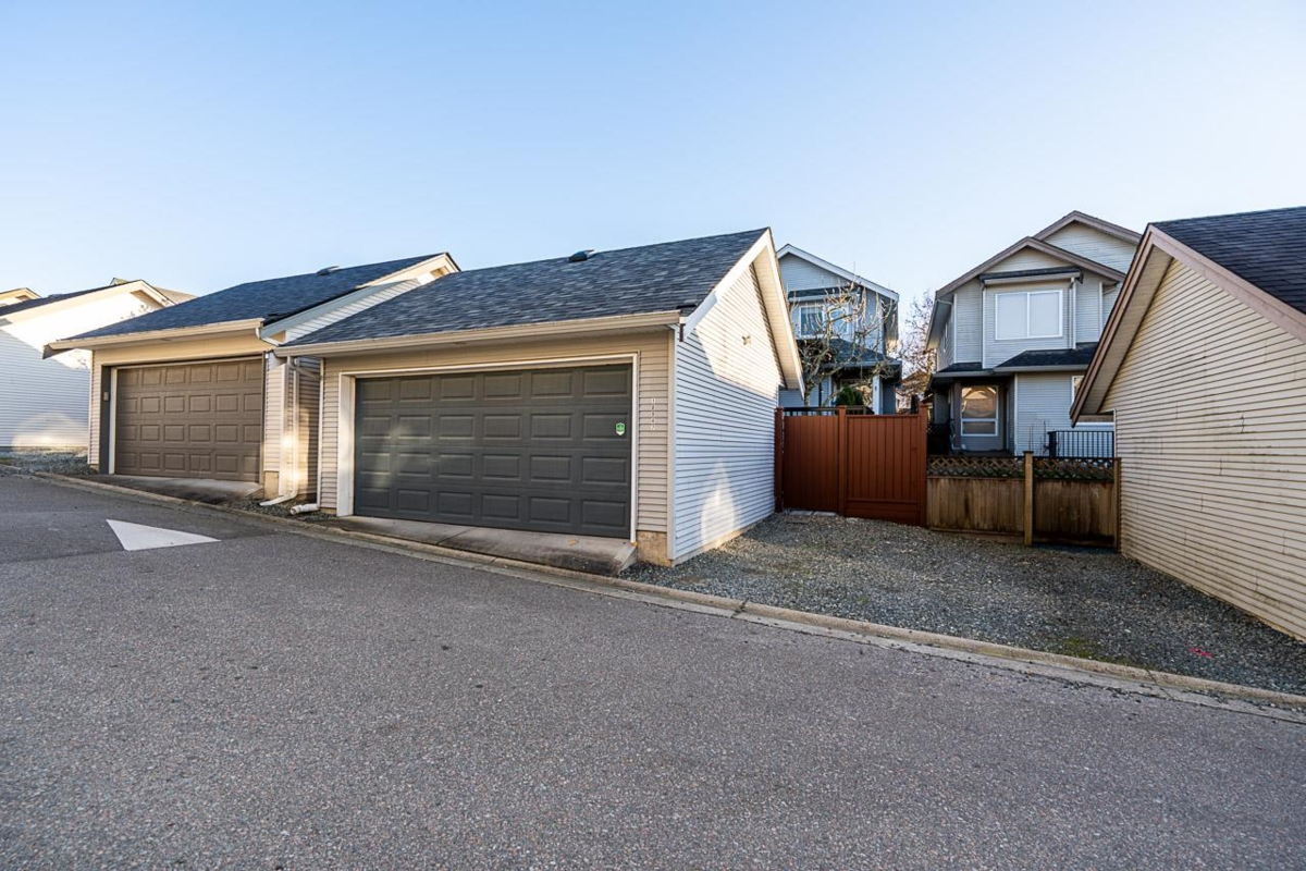 Fitness Center Photo Near 18947 71a Avenue, Surrey, BC