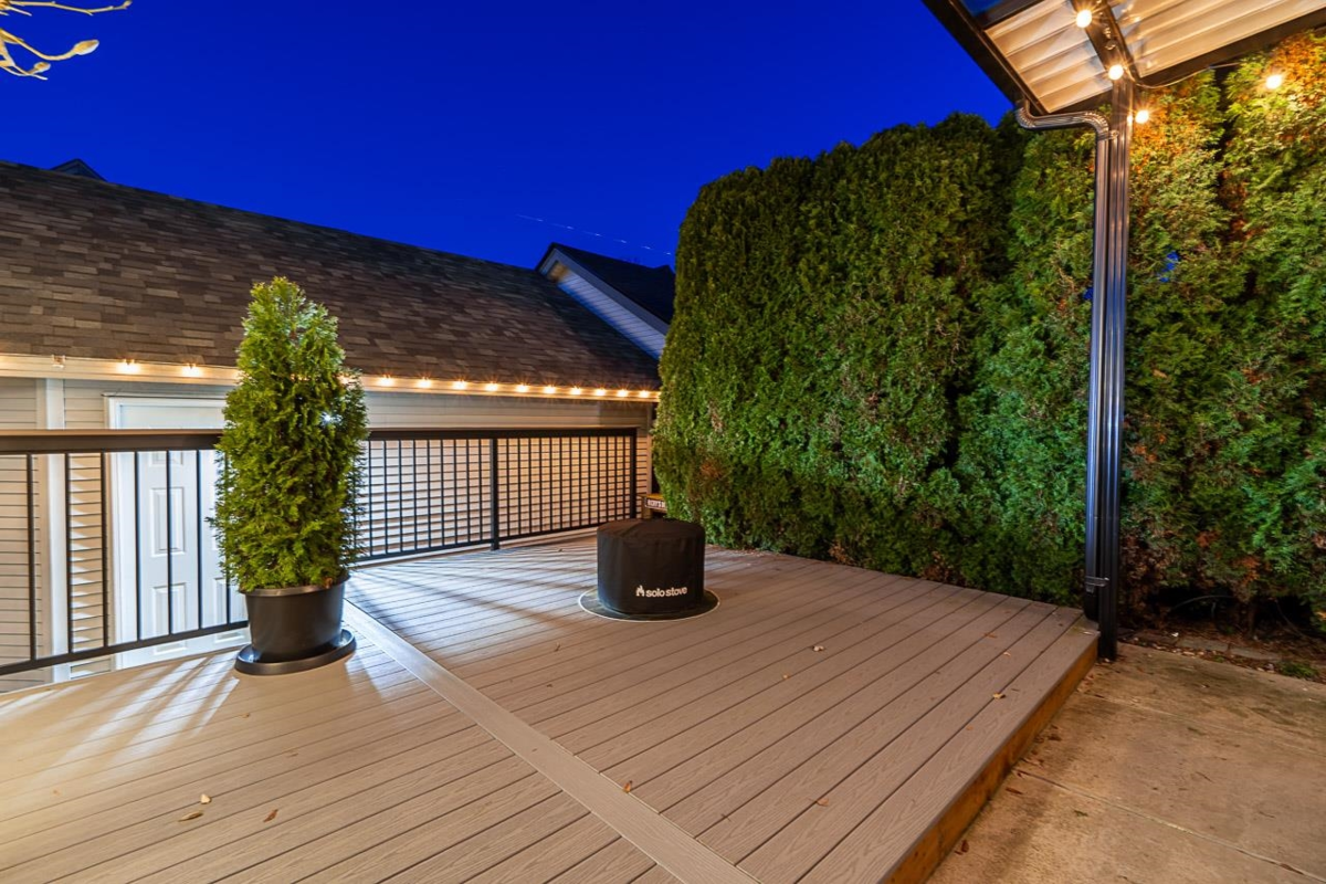 Garden / Landscaping Photo of 18947 71a Avenue, Surrey, BC