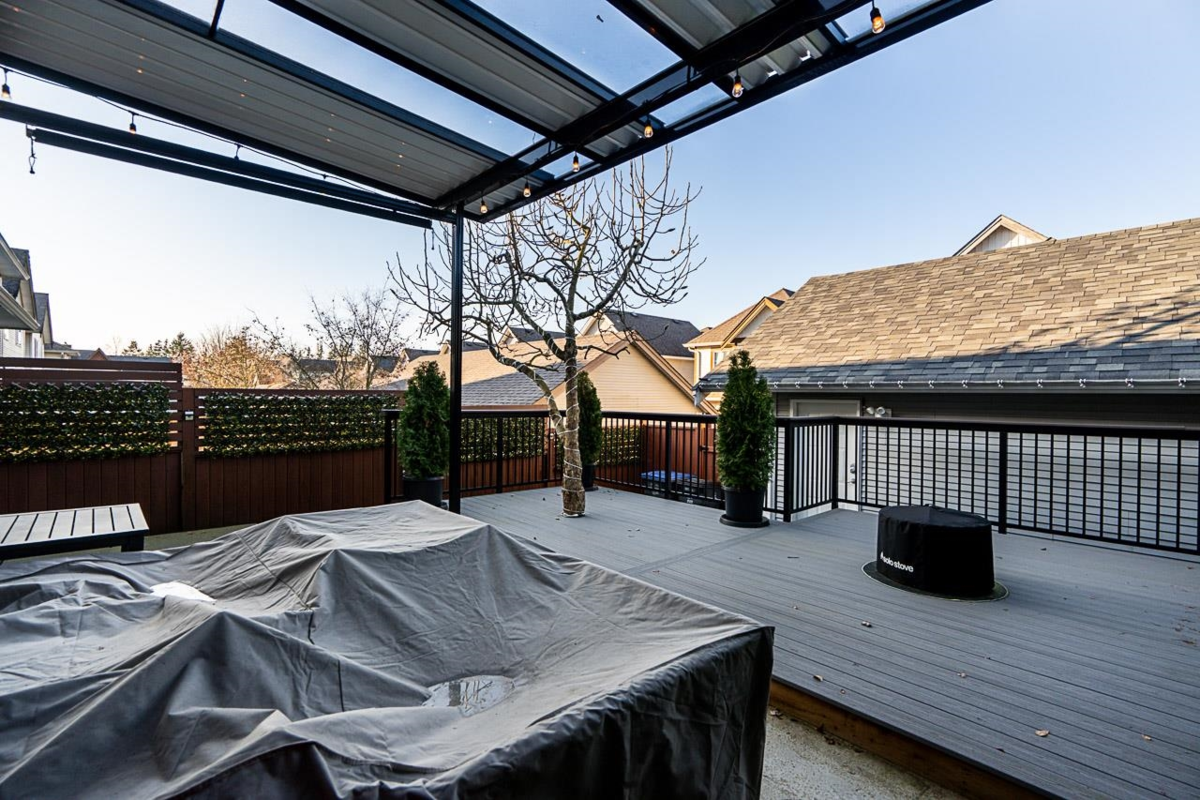 Neighborhood Park Photo Near 18947 71a Avenue, Surrey, BC