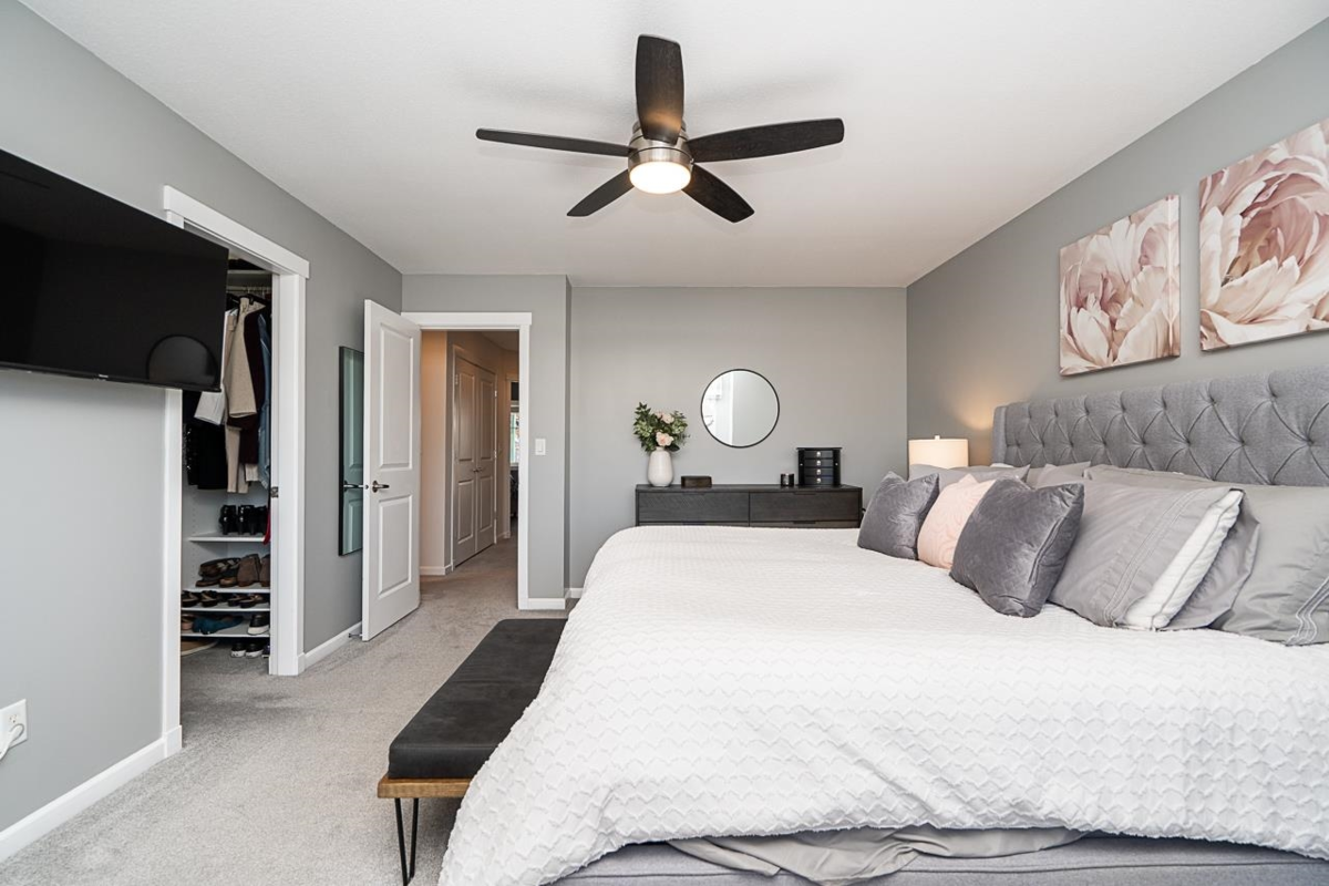 Office / Den Photo of 18947 71a Avenue, Surrey, BC