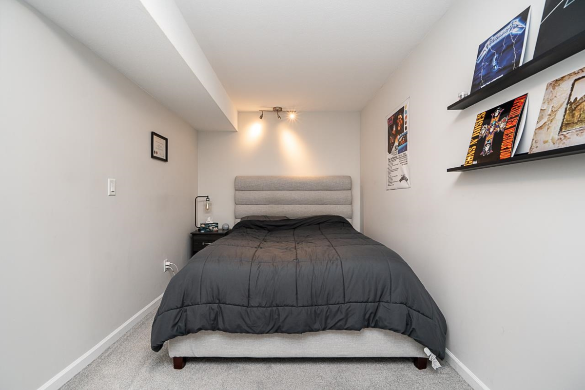 Outdoor Patio Photo of 18947 71a Avenue, Surrey, BC