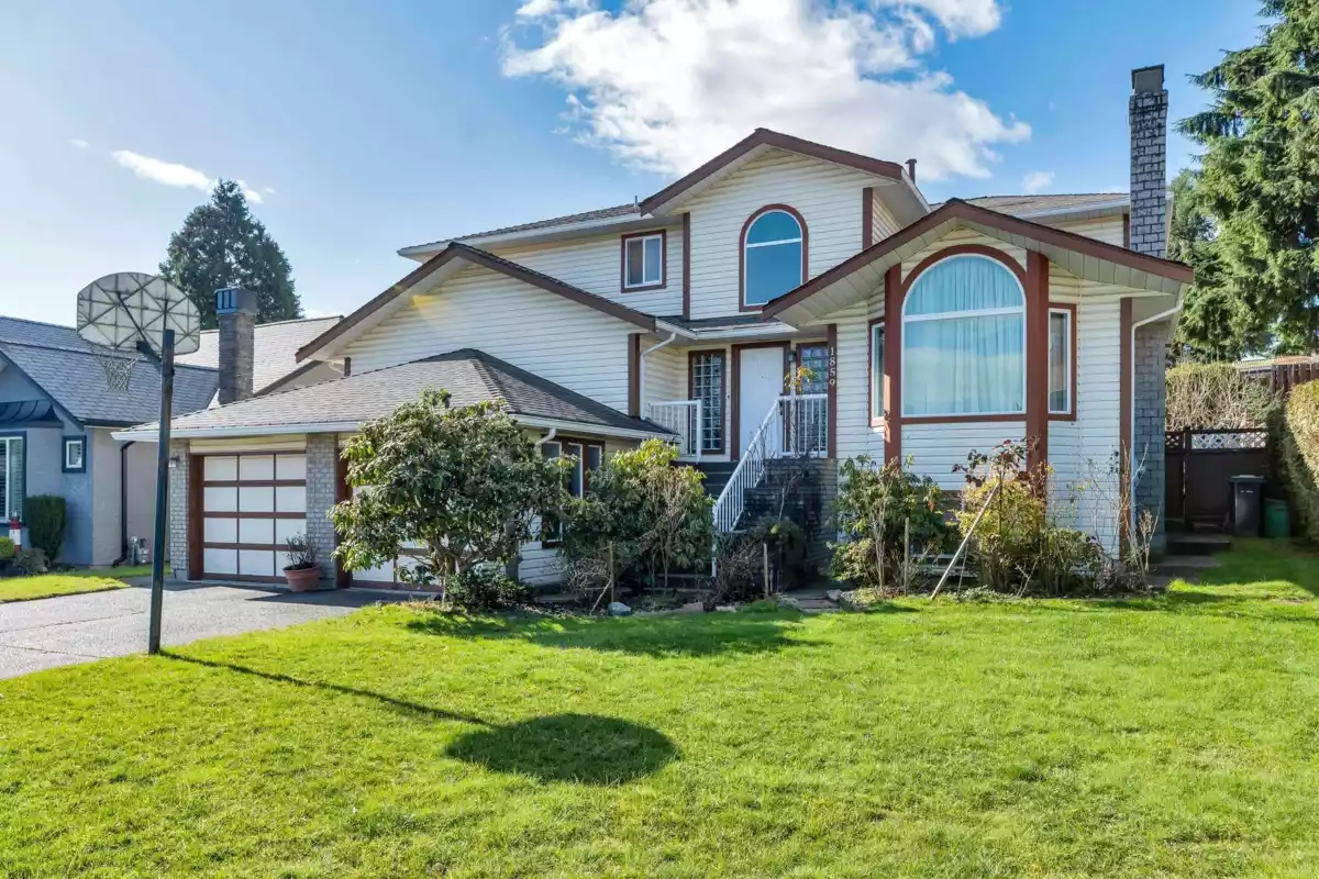 Exterior Front Photo of 1859 Walnut Crescent, Coquitlam, BC