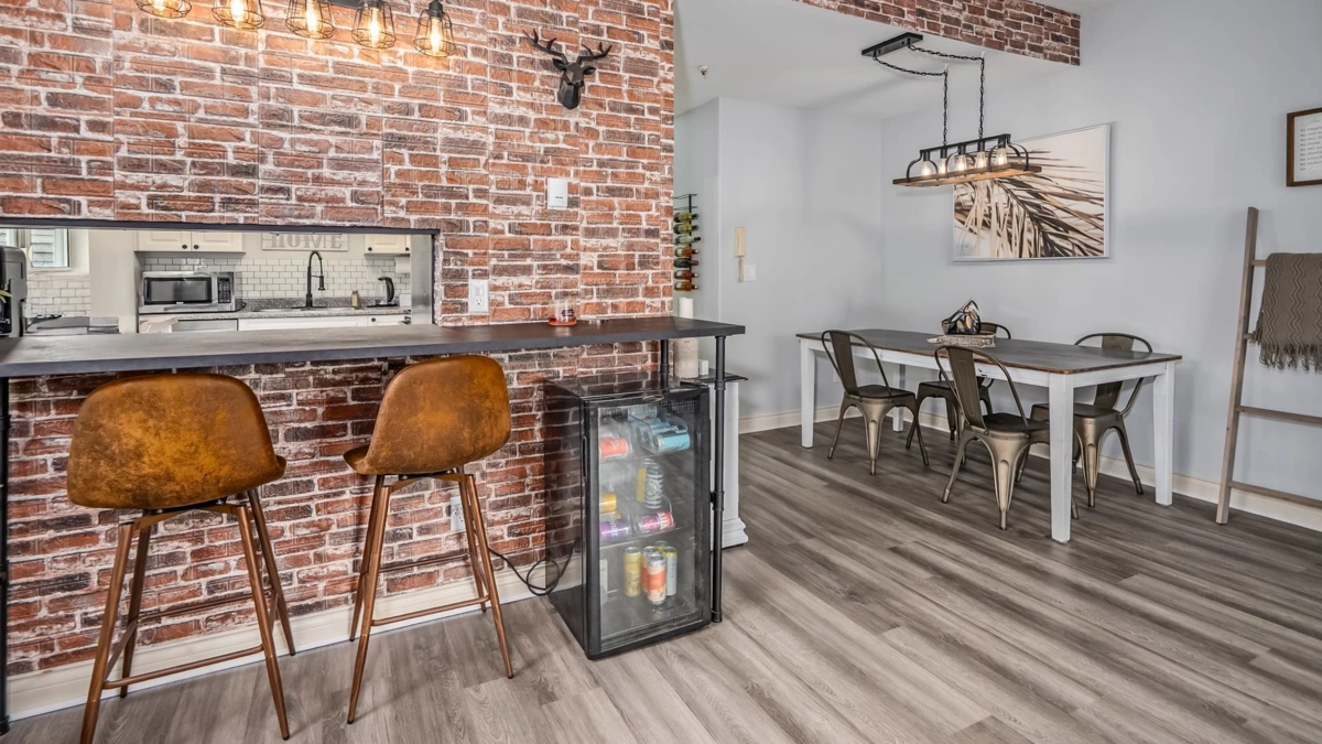 Living Room Photo of 403 20556 113 Avenue, Maple Ridge, BC