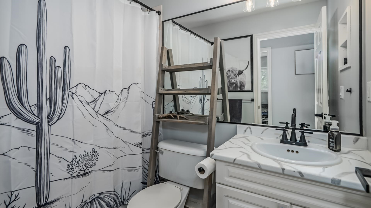 Mudroom Photo of 403 20556 113 Avenue, Maple Ridge, BC