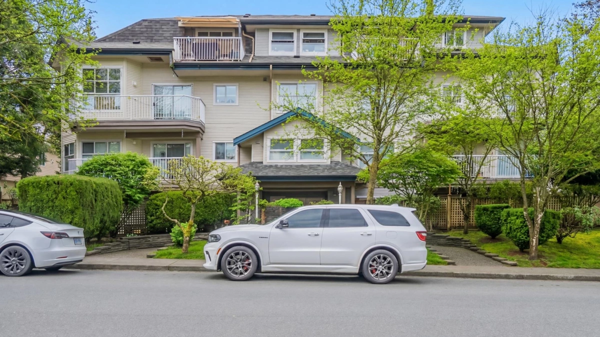 Outdoor Deck Photo of 403 20556 113 Avenue, Maple Ridge, BC