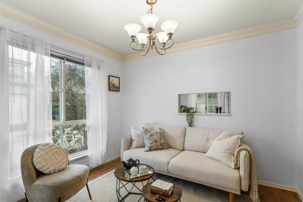 Family Room Photo of 20 15875 84 Avenue, Surrey, BC