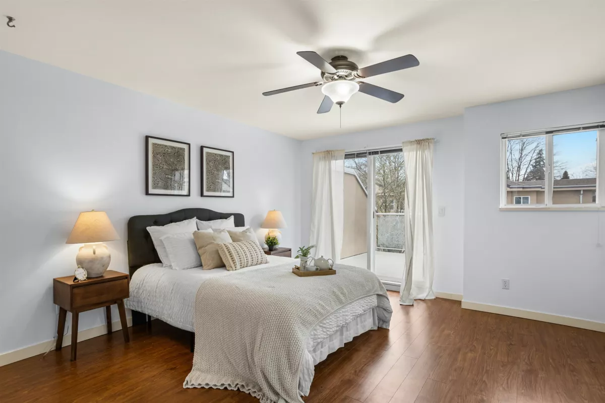 Office / Den Photo of 20 15875 84 Avenue, Surrey, BC