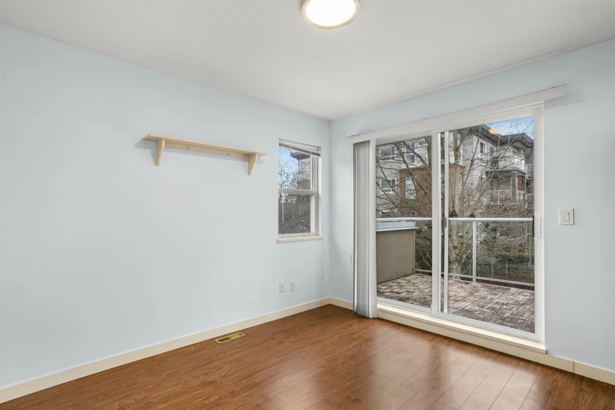 Powder Room Photo of 20 15875 84 Avenue, Surrey, BC