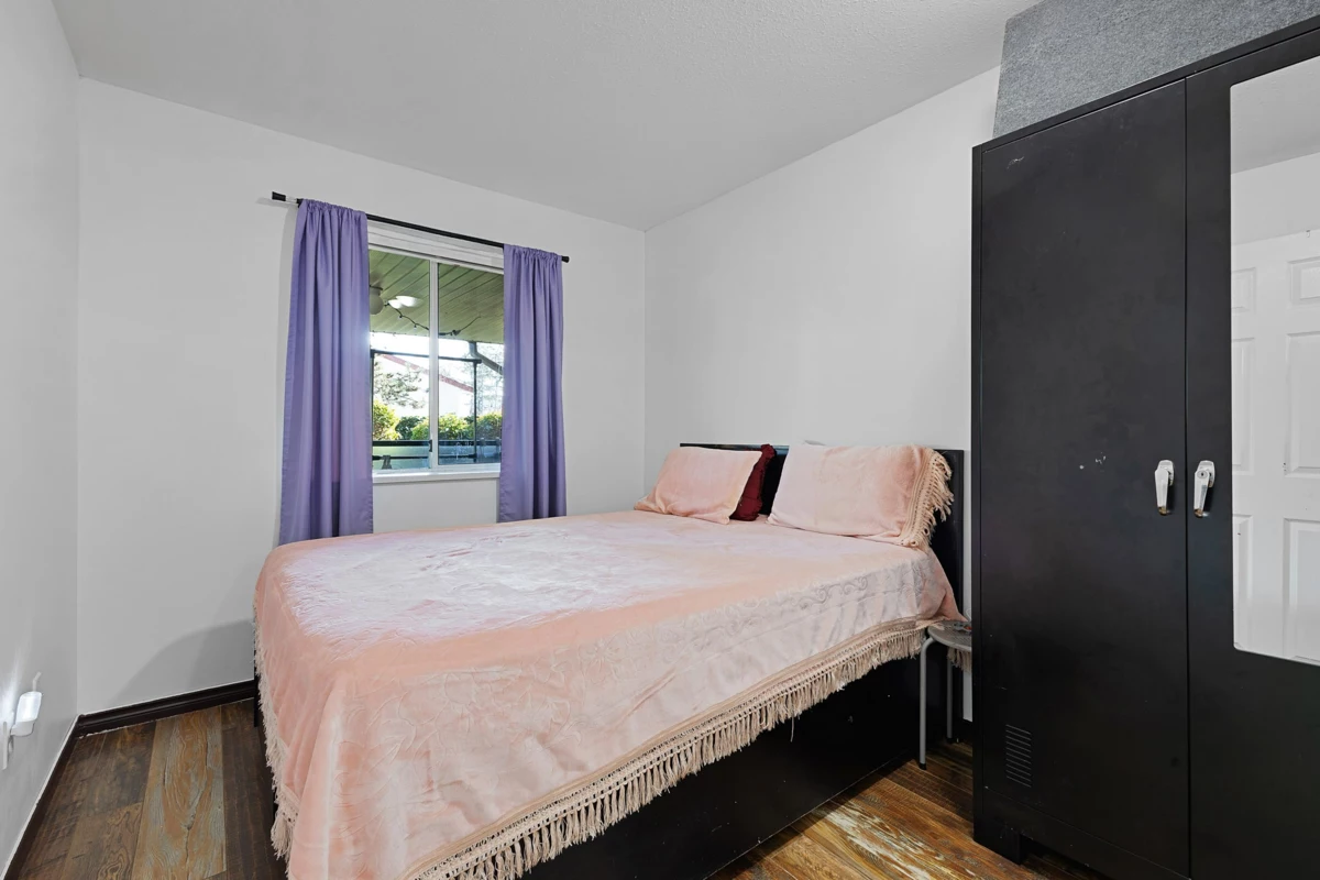 Primary Bedroom Photo of 116 2962 Trethewey Street, Abbotsford, BC