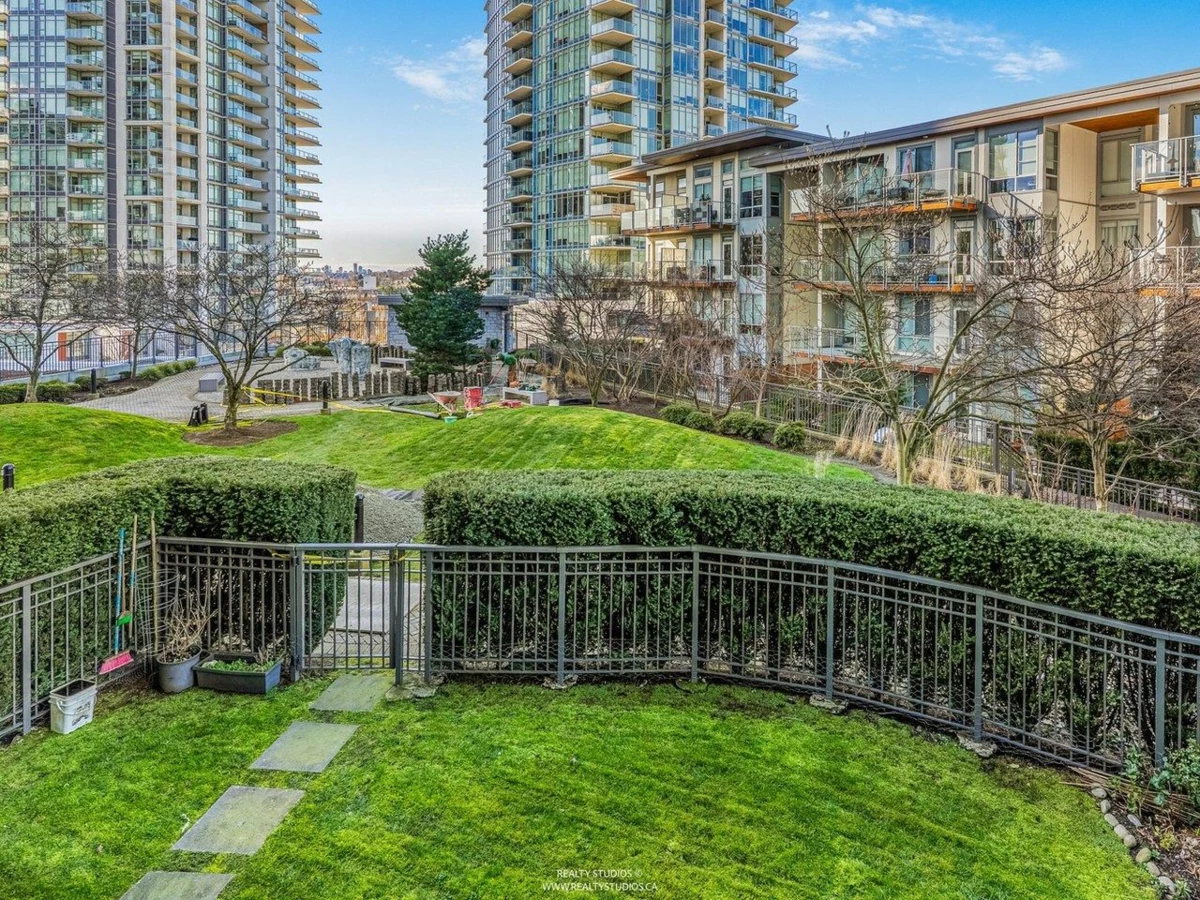 Backyard Photo of 303 4189 Halifax Street, Burnaby, BC