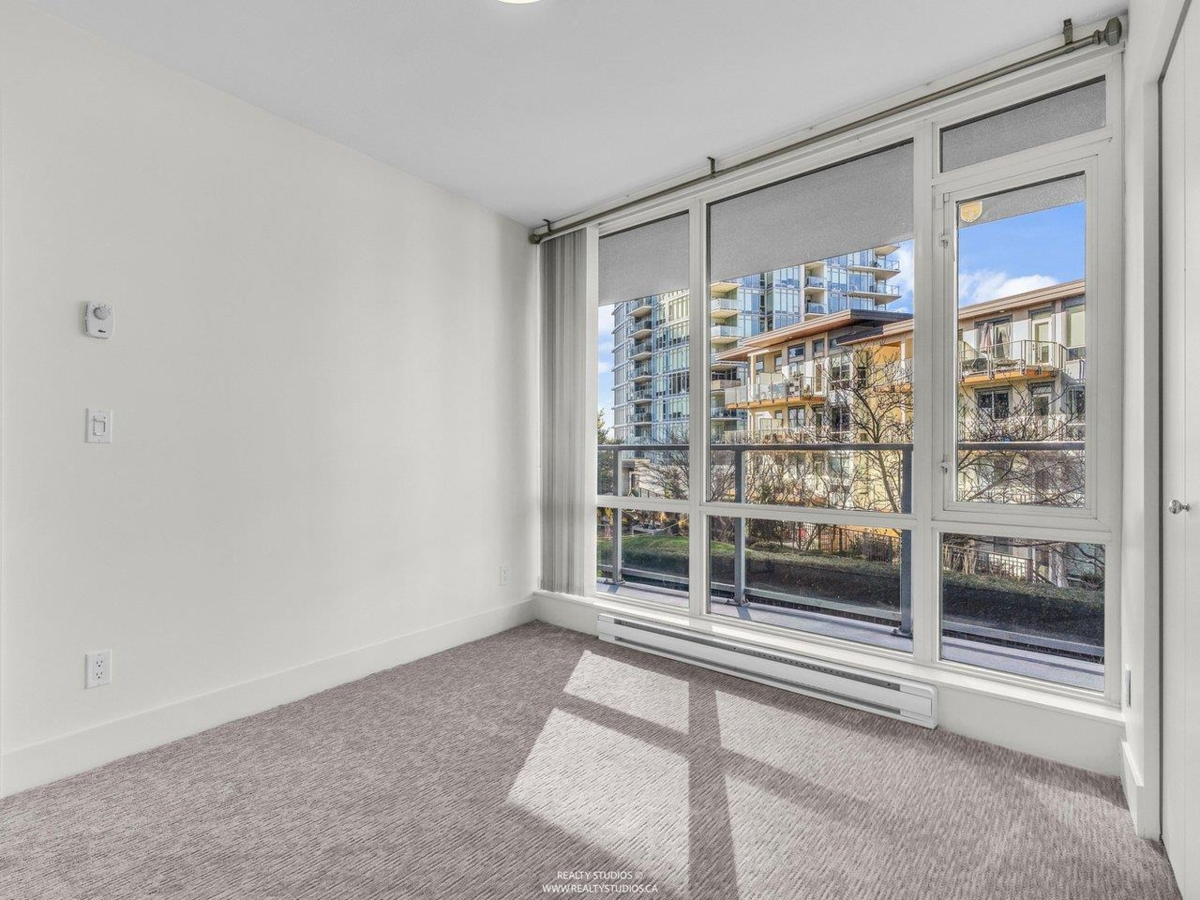 Basement Recreation Room Photo of 303 4189 Halifax Street, Burnaby, BC