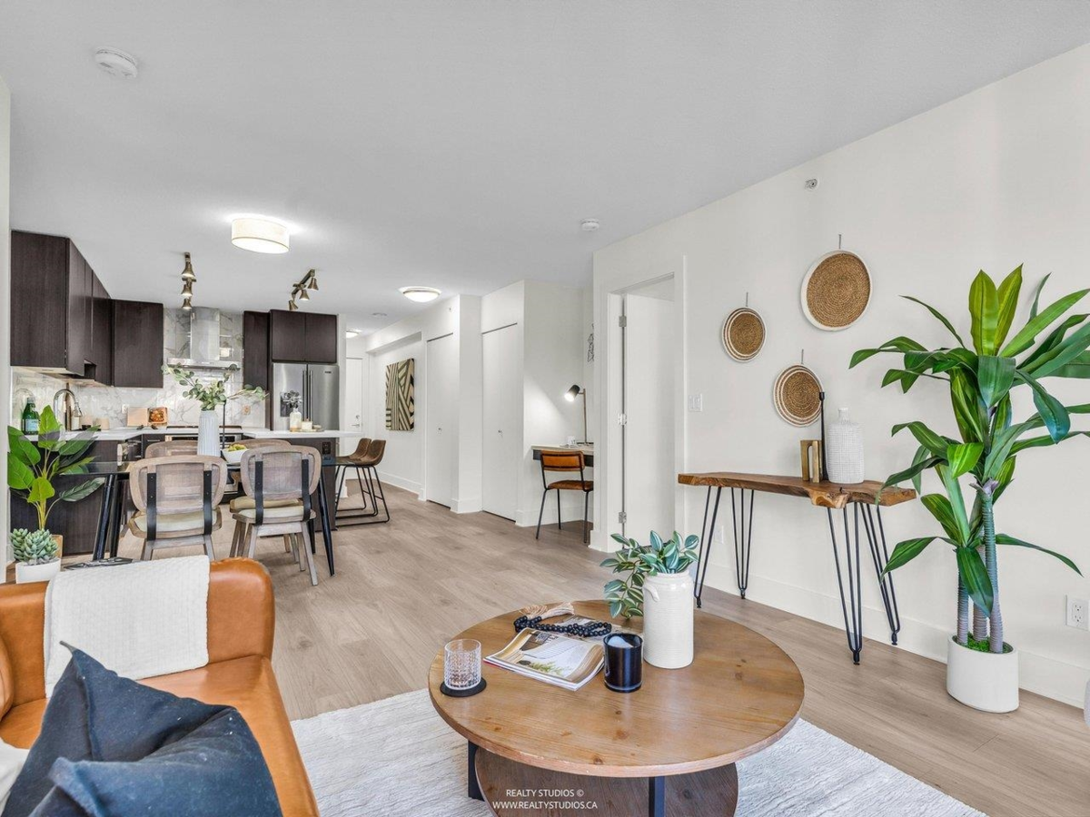 Kitchen Island Photo of 303 4189 Halifax Street, Burnaby, BC