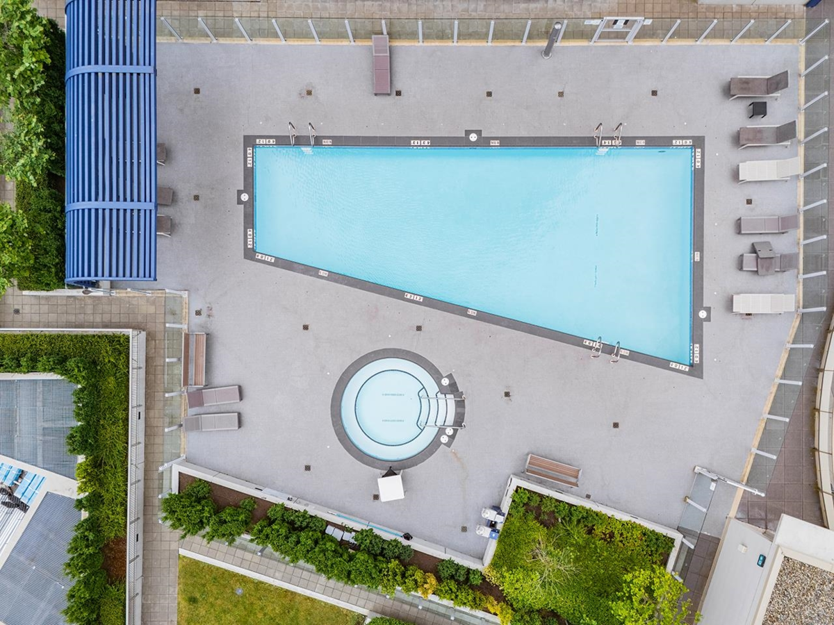 Entry Foyer Photo of 2108 5333 Goring Street, Burnaby, BC