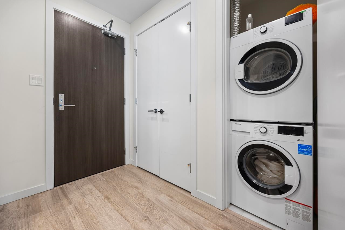 Powder Room Photo of 2108 5333 Goring Street, Burnaby, BC