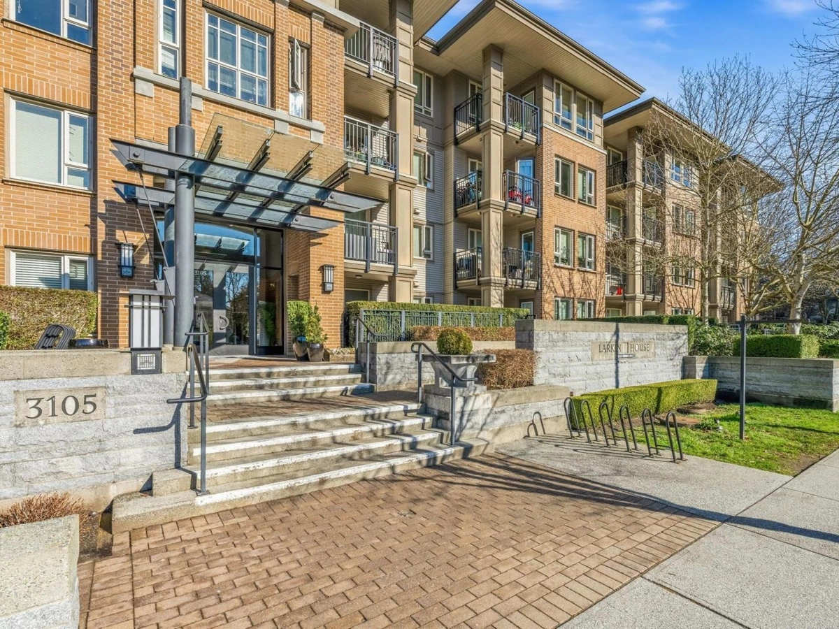 Exterior Rear Photo of 206 3105 Lincoln Avenue, Coquitlam, BC