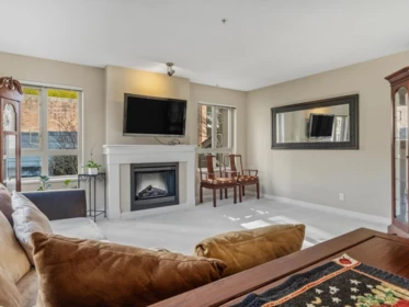 Breakfast Nook Photo of 206 3105 Lincoln Avenue, Coquitlam, BC