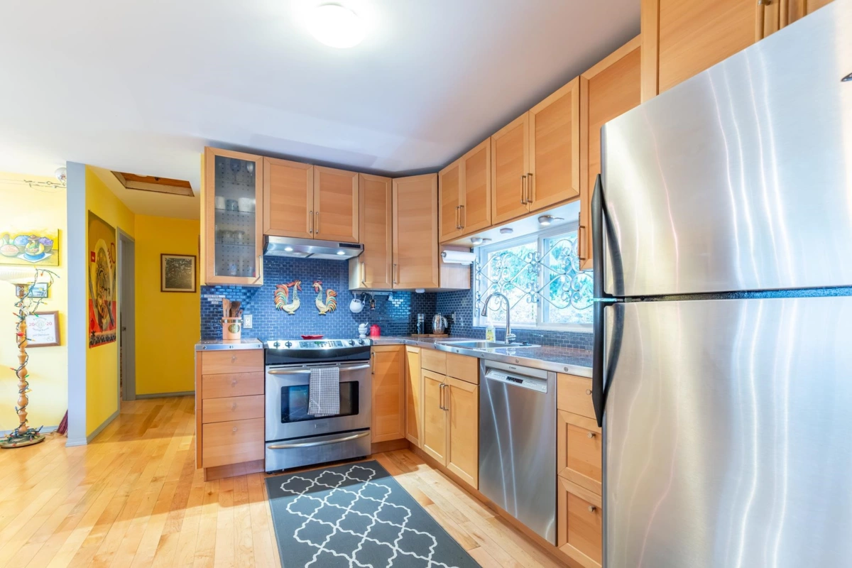 Breakfast Nook Photo of 13231 112b Avenue, Surrey, BC