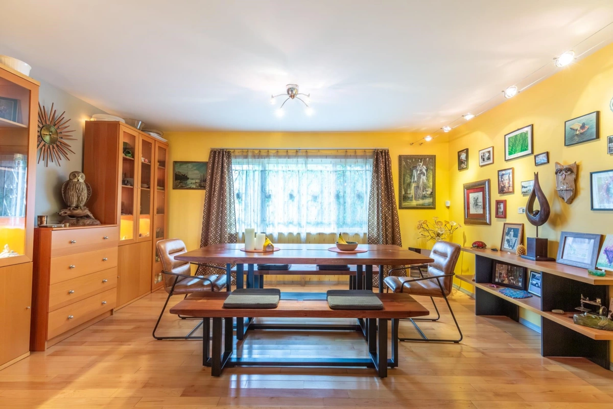 Office / Den Photo of 13231 112b Avenue, Surrey, BC