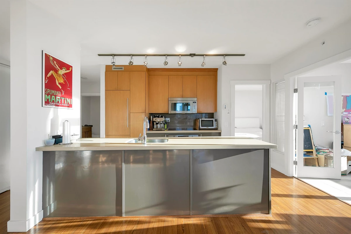 Breakfast Nook Photo of 801 1833 Crowe Street, Vancouver, BC