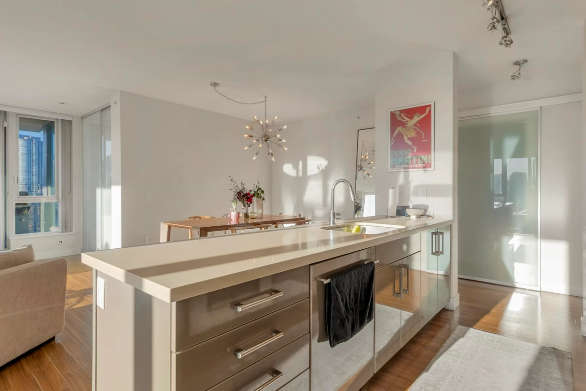 Walk-In Closet Photo of 801 1833 Crowe Street, Vancouver, BC