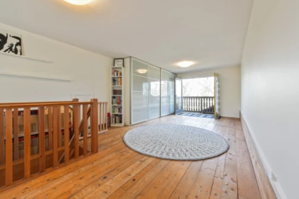 Basement Recreation Room Photo of 6096 180 Street, Surrey, BC