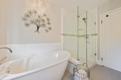Powder Room Photo of 6096 180 Street, Surrey, BC