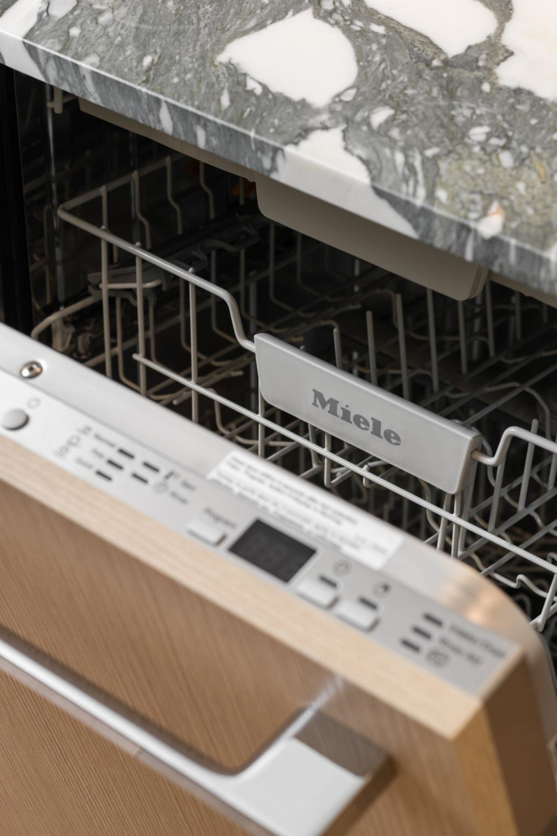 Walk-In Closet Photo of 205 5080 Ash Street, Vancouver, BC