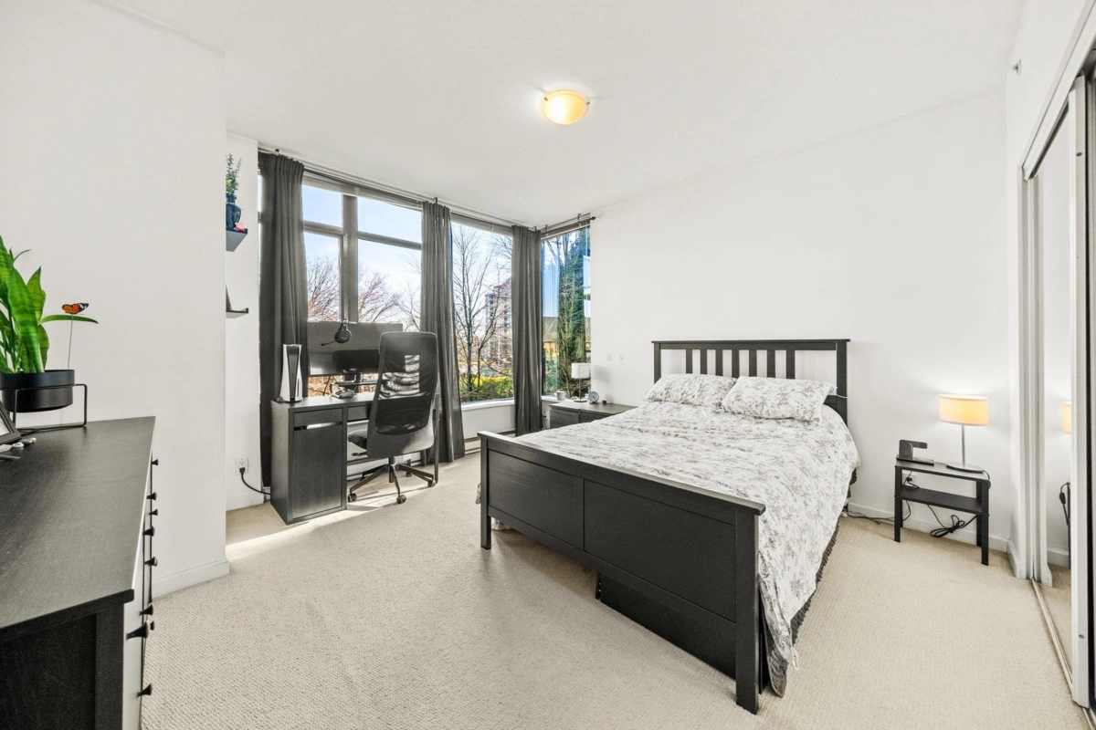 Bedroom 4 Photo of 303 11 E Royal Avenue, New Westminster, BC