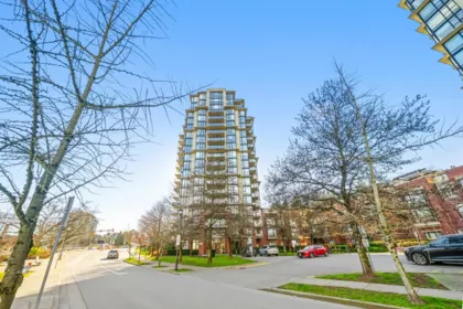 303 11 E Royal Avenue, New Westminster, BC, Fraserview NW — 3 bed apartment/condo for sale