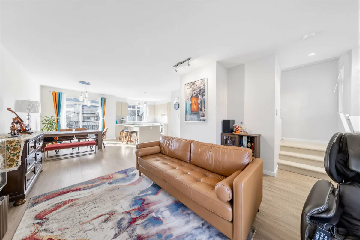 Kitchen Island Photo of 117 1350 Mitchell Street, Coquitlam, BC