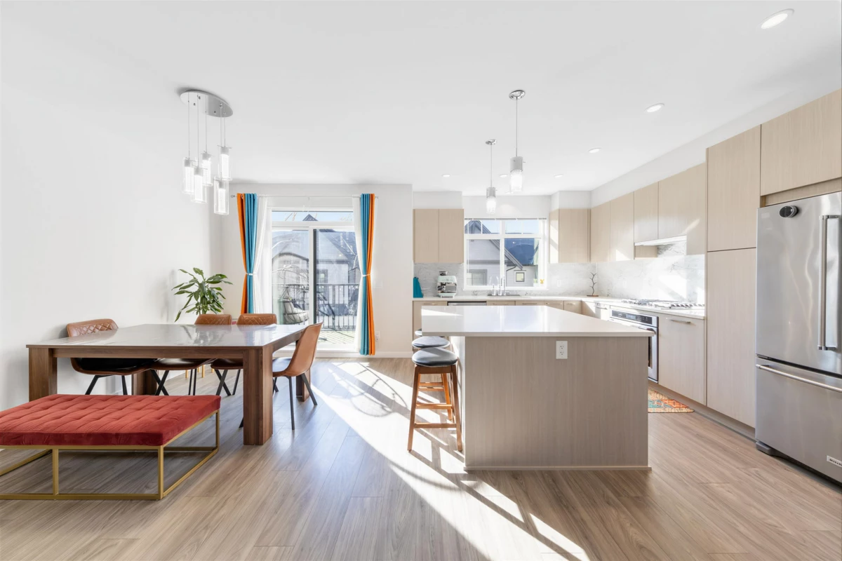 Walk-In Closet Photo of 117 1350 Mitchell Street, Coquitlam, BC