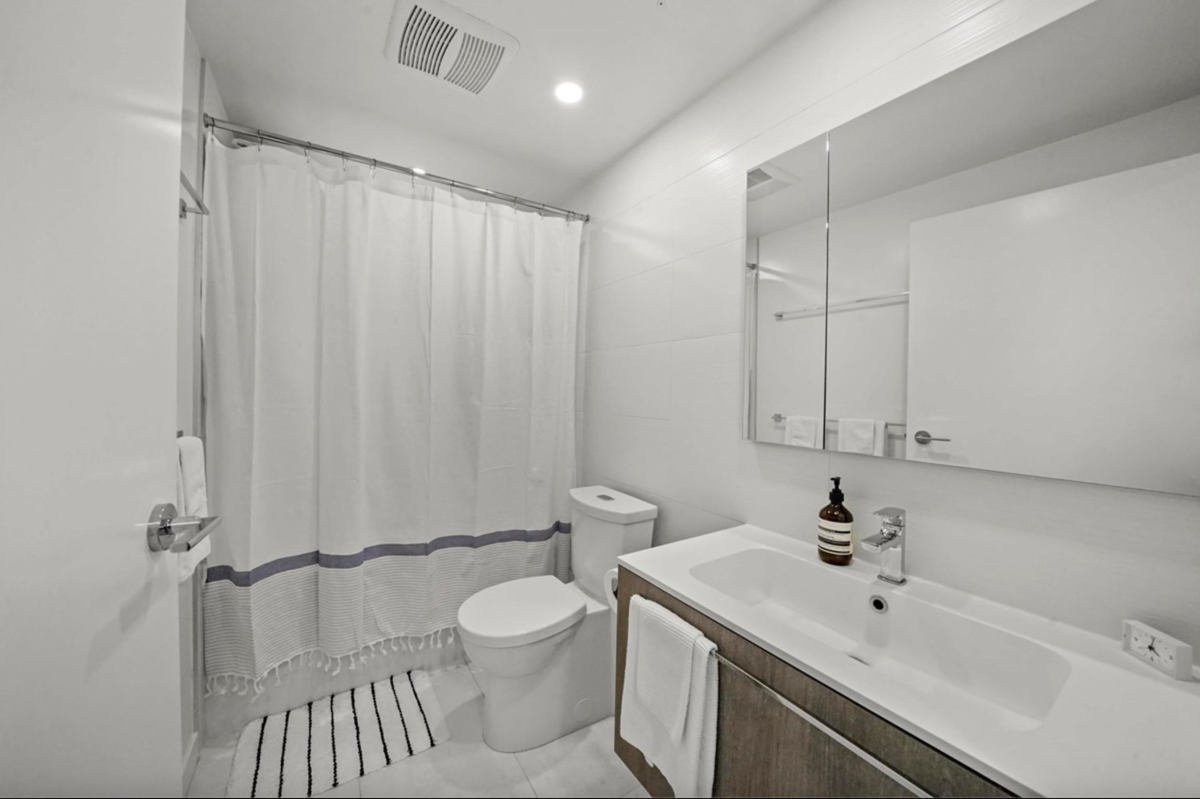 Basement Recreation Room Photo of 1911 285 E 10th Avenue, Vancouver, BC