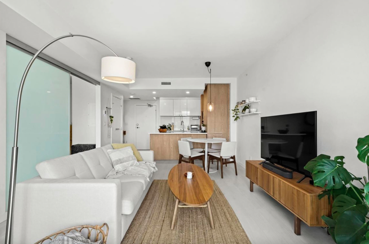 Kitchen Photo of 1911 285 E 10th Avenue, Vancouver, BC