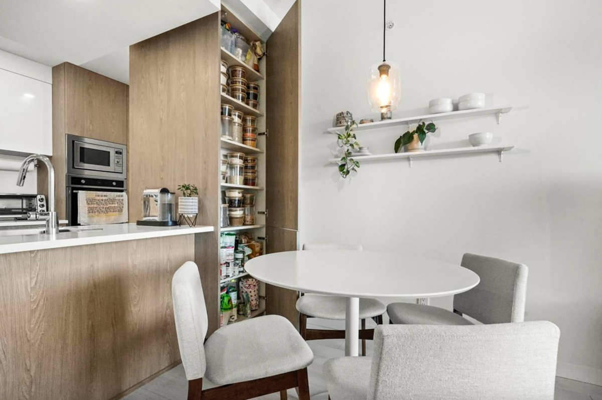 Primary Bathroom Photo of 1911 285 E 10th Avenue, Vancouver, BC