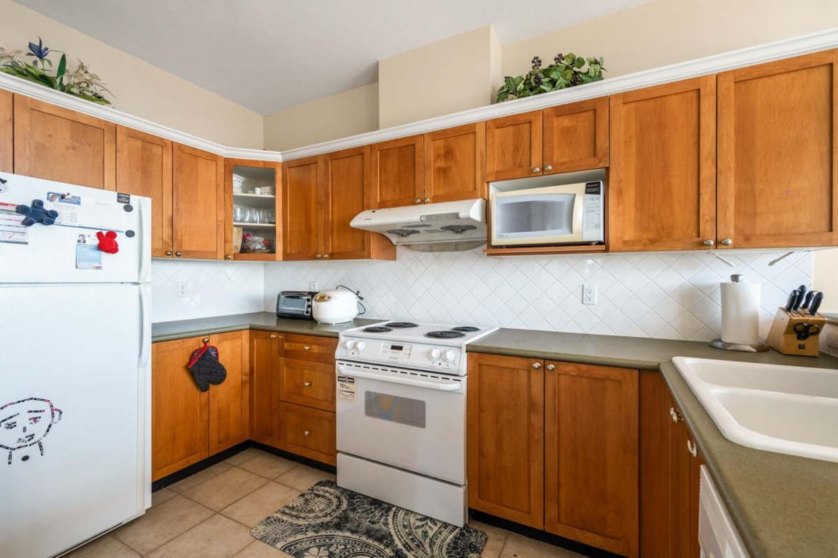 Bedroom 3 Photo of 2305 6837 Station Hill Drive, Burnaby, BC