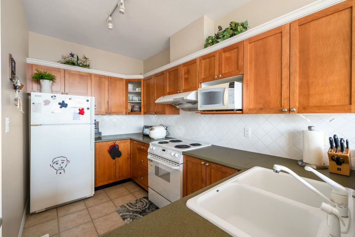 Bedroom 4 Photo of 2305 6837 Station Hill Drive, Burnaby, BC