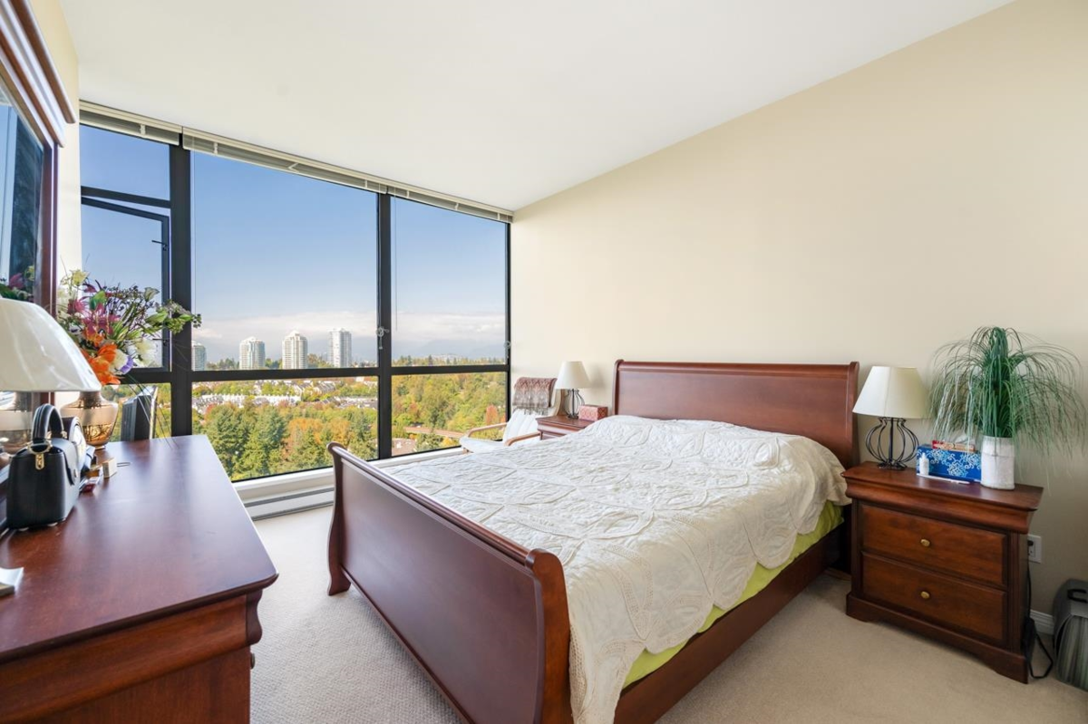 Breakfast Nook Photo of 2305 6837 Station Hill Drive, Burnaby, BC