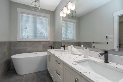 Basement Recreation Room Photo of 20488 46a Avenue, Langley, BC