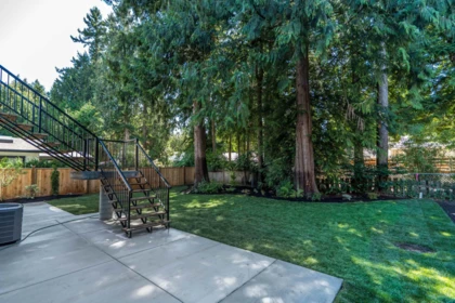 Hot Tub / Spa Photo of 20488 46a Avenue, Langley, BC