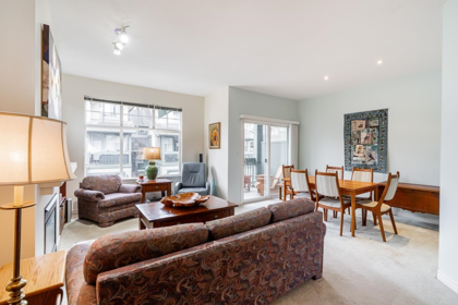 Breakfast Nook Photo of 64 6050 166 Street, Surrey, BC