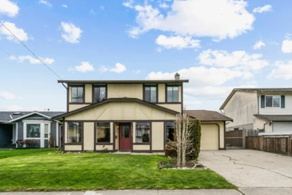 45301 Spruce Drive, Chilliwack, BC, Chilliwack — Single Family Residence for sale