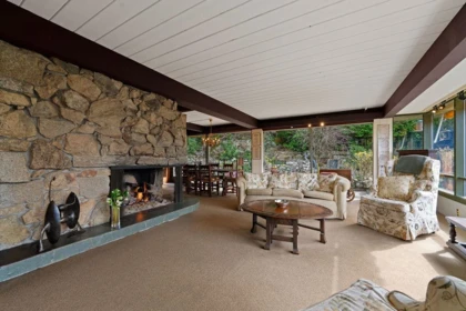 Breakfast Nook Photo of 6035 Eagleridge Drive, West Vancouver, BC