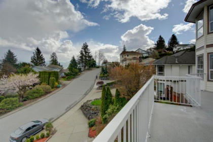 Staircase Photo of 2255 Mountain Drive, Abbotsford, BC
