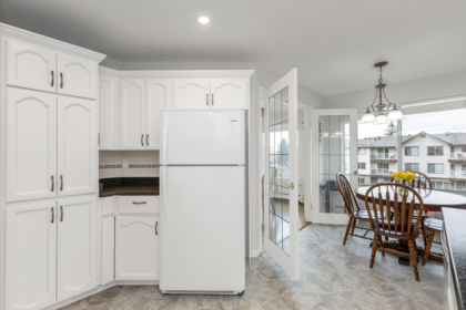 Breakfast Nook Photo of 312 33401 Mayfair Avenue, Abbotsford, BC