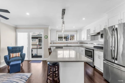 Kitchen Island Photo of 5 11490 84 Avenue, Delta, BC