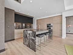 608 680 Quayside Drive, New Westminster, BC