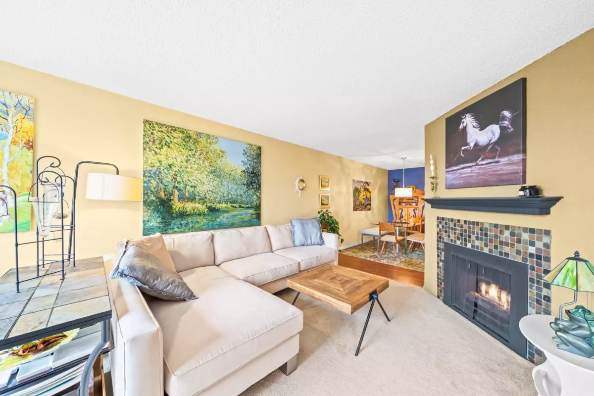 Dining Area Photo of 309 9151 No. 5 Road, Richmond, BC