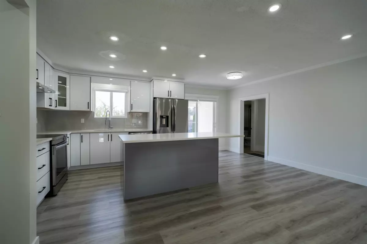 Dining Area Photo of 17396 62a Avenue, Surrey, BC